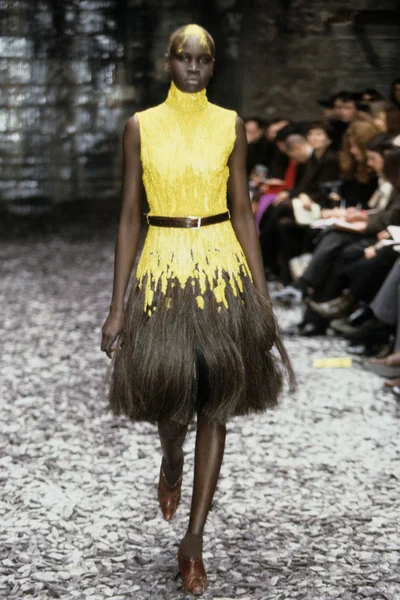 Look 37
